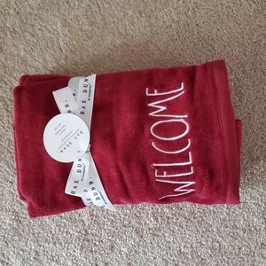 Rae Dunn Welcome Hand Towel Set